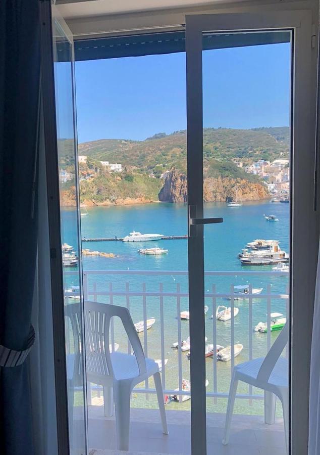 Hotel La Baia ปอนซา ภายนอก รูปภาพ