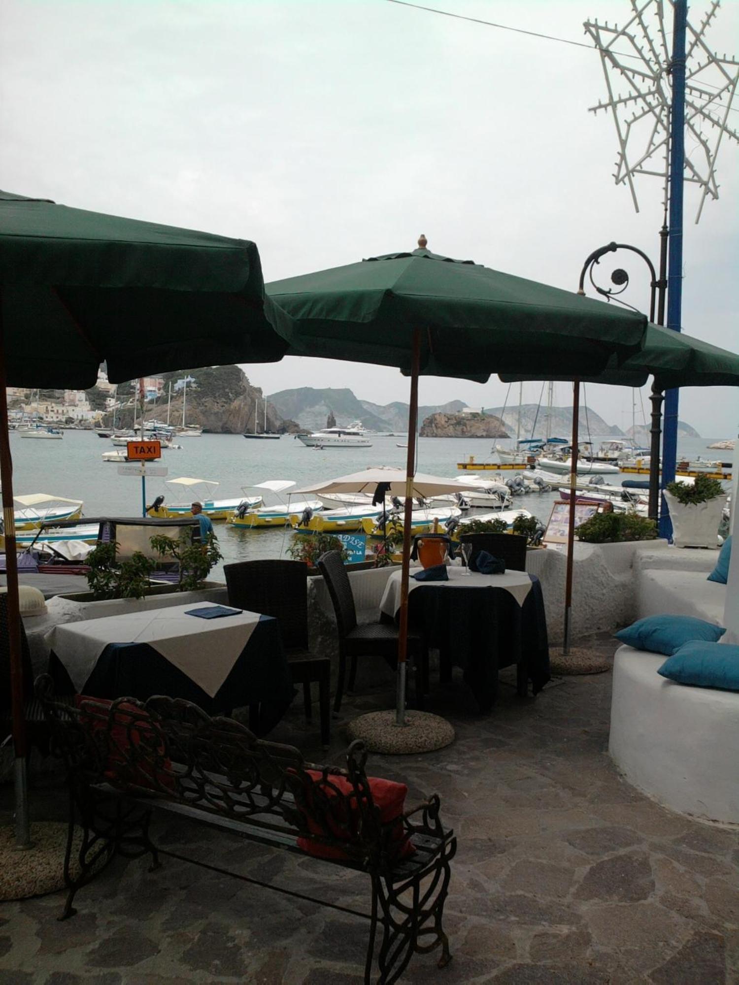 Hotel La Baia ปอนซา ภายนอก รูปภาพ